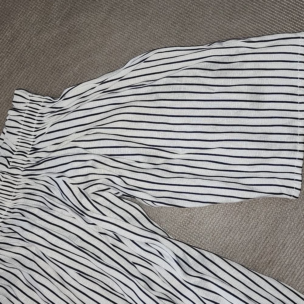 Striped Off-Shoulder Women's Top - Picture 4 of 4